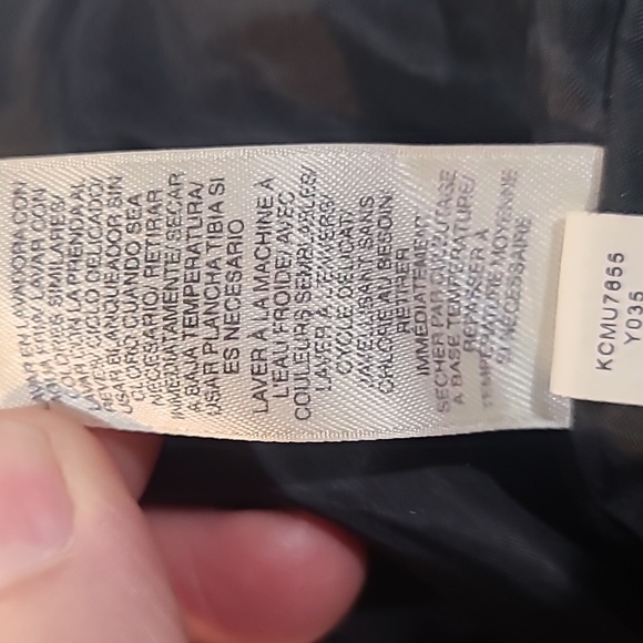 DKNY | Velvet Jacket - Picture 9 of 10